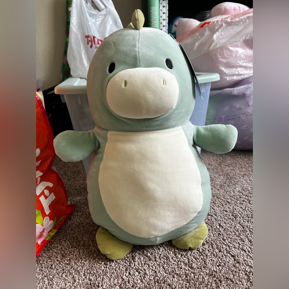 Brand New Squishmallow HugMees Arlie